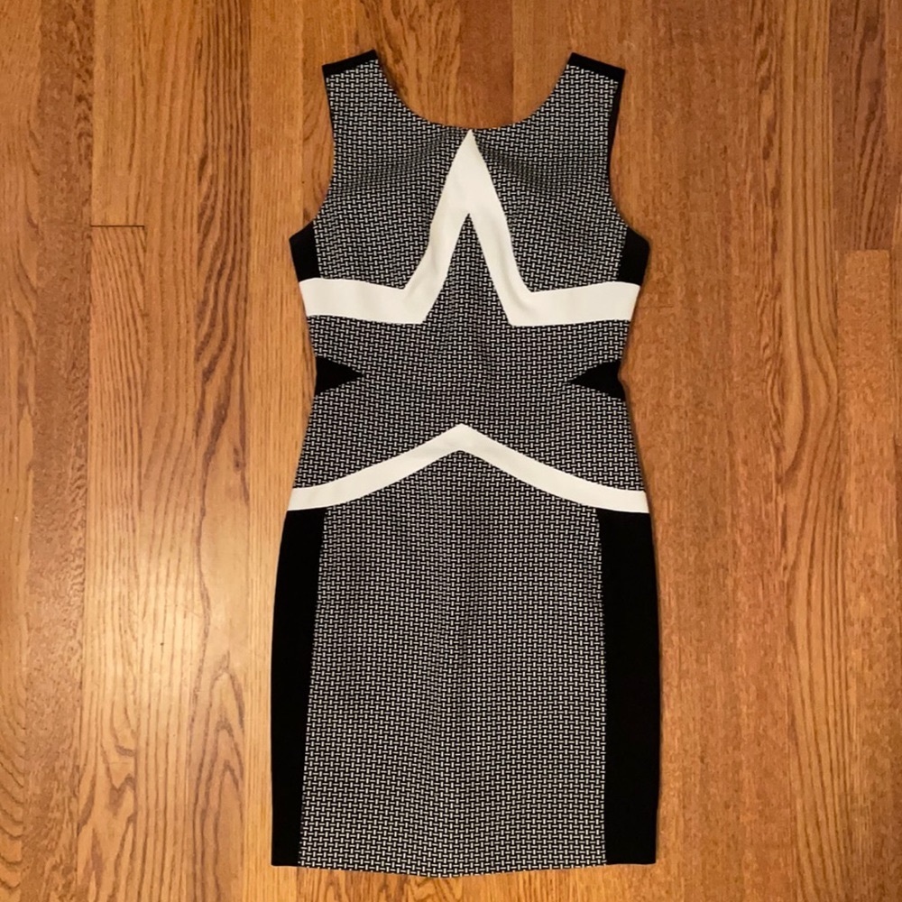 DVF short, fitted black and white dress.